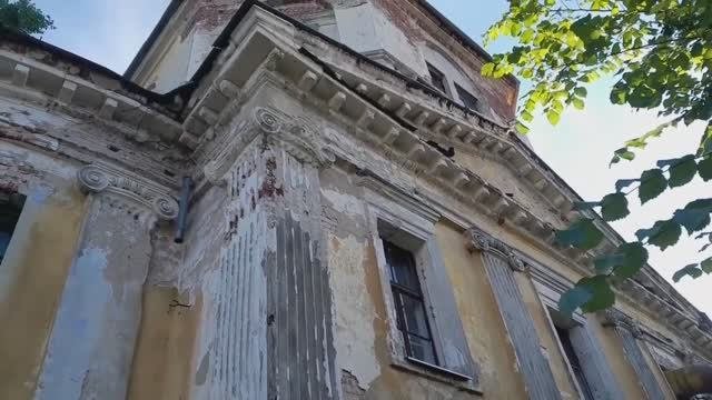 Крестовоздвиженский храм. Попала в бывший женский монастырь ч.1. Старый Торжок.