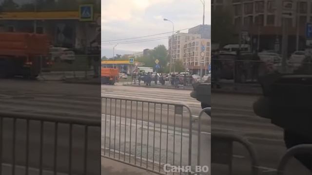 страны готовятся к параду. сможете угадать страны? смотреть онлайн