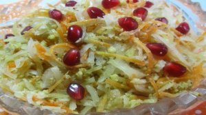 Салат с квашеной капустой морковью и орехами