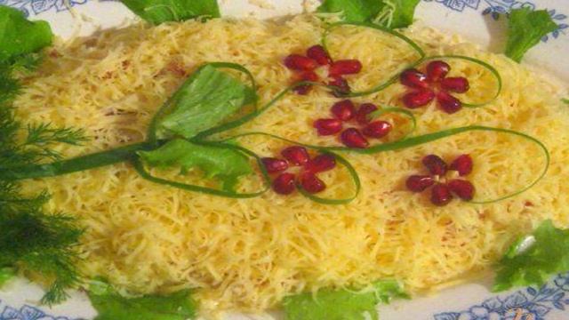 Салат Цветок любви с курицей