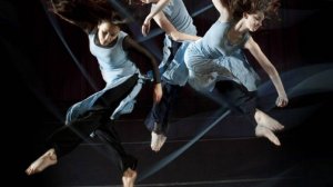 World-Class Hip Hop Dancers LES TWINS Performance STUNS THE CROWD _ Red Bull BC