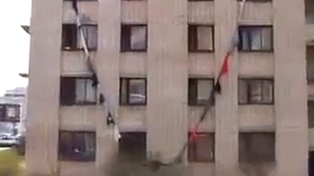 Приколы жесть, над пьяными спящими людьми. Мега ржачка! смотреть онлайн