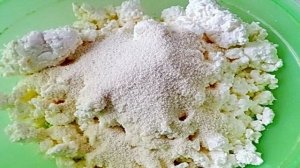 Сырники с укропом и манкой