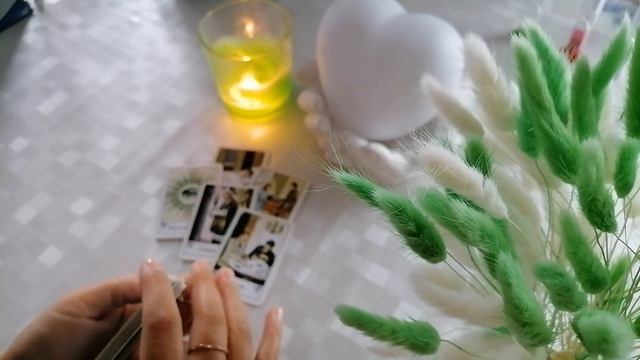 Цыганский расклад на отношение мужчины к тебе