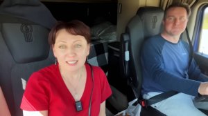 "Авария, срочный переезд в Kenworth и правда о дальнобое Канада-США – что пошло не так?"