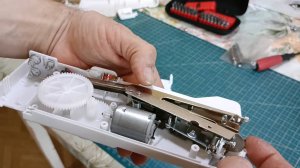 Портативная швейная машинка.Что не Так.