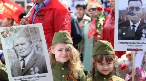 ЛОЖЬ БУРЖУАЗИИ В ОТНОШЕНИИ БЕЗСМЕРТНОГО ПОЛКА НАШИХ ДЕДОВ. ЛЕНД-ЛИЗ.