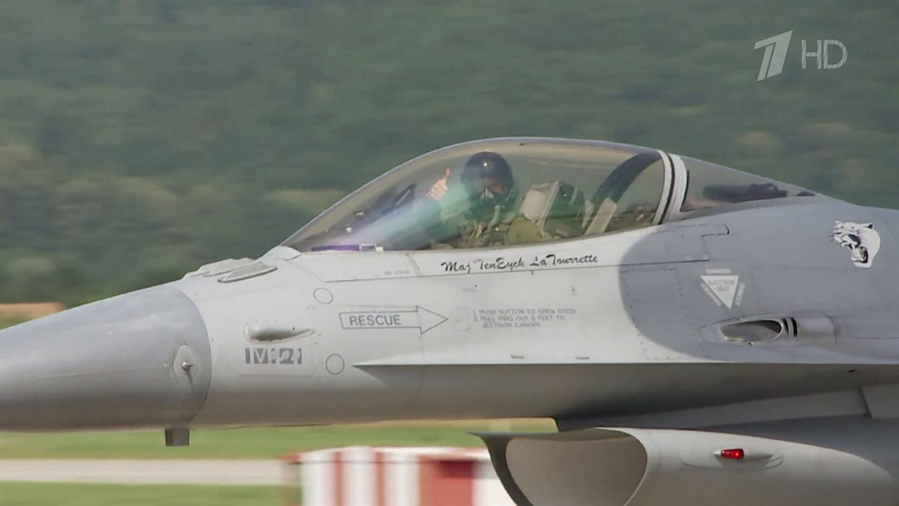 США одобрили контракт на предоставление Украине услуг по обслуживанию F-16