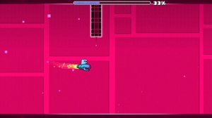 проходим первый уровень в геометри Даш на три монетки.