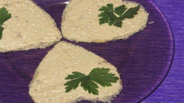 Паштет из сельди и плавленого сырка