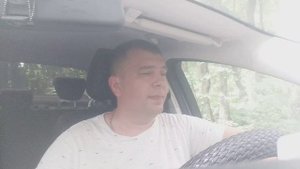 Омут песню группы Руки Вверх исполняет Андрей Котов