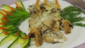 Карась запечённый в сметане