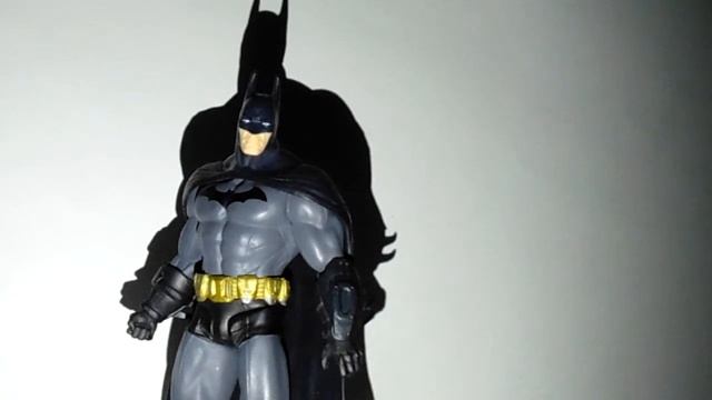 Обзор фигурки Бэтмен (Batman: Arkham City) от DC Collectibles