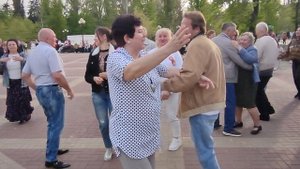 Прыгают женские грудочки..... 03.05.25.