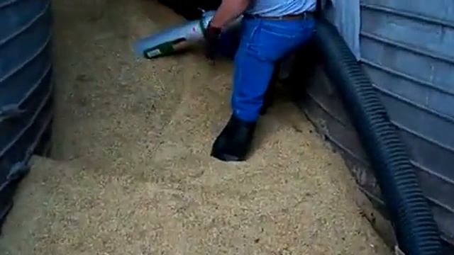 Работа пневмотранспортера Walinga Agri-Vac 7614