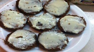 Канапе с тунцом и сливочным сыром