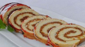 Яблочный рулет