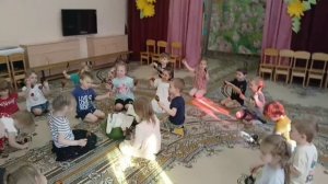 Музыкально-развивающая игра "Лягушка". Автор песни Н. Марютина