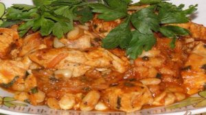 Быстрая фасоль в томате с куриным мясом