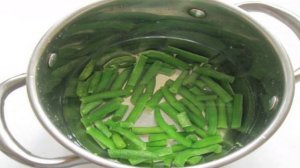 Капуста тушёная с овощами и грибами