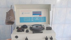 004. Аппарат для проведения плазмафереза NGL XJC 2000. Подготовка к работе. 2020.04.23. 1080p.