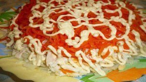 Салат из куриного мяса с морковью по-корейски