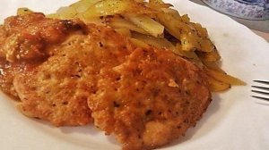 Рубленные котлеты из куриного филе с картофелем