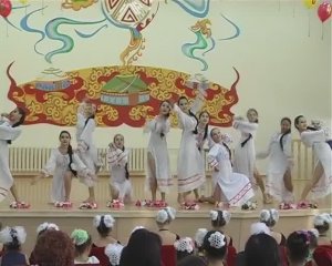 Катя Старкова и Танцевальный коллектив Әдемі - Иван Купала