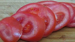 Пицца- пирог с ветчиной и колбасой