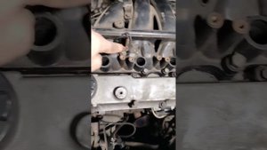 Как снять впускной коллектор двигатель 4G64 Mitsubishi chariot 😵_💫УФФФ ни все так просто.