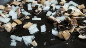 Картофель с грибами и курицей