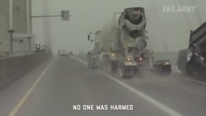 Дураки есть везде :)