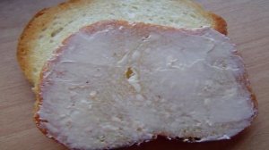 Бутерброды с красной рыбой,красной икрой и огурцом