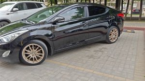Hyundai Elantra 1,8, акпп, 2011 г.в..mp4