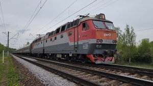 ушатанный ЧС7-321 с поездом №1 "Волгоград" Москва–Волгоград