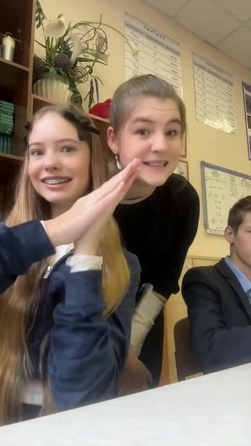 С праздником самые красивые и крутые❤❤❤ #like #тренды #весна #8марта #цветы смотреть онлайн