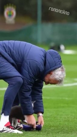 Собака растопила сердце Жозе Моуринью #football  #футбол
