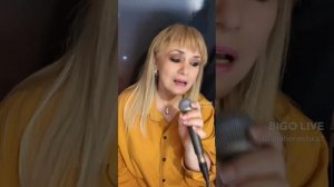 Дым сигарет с ментолом...