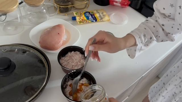 Натираю сыр и всё ставлю в духовку Vkysnogotovim
