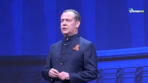 НАТО не исчезнет: Медведев раскрыл главную зависимость альянса от США