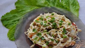 Салат с курицей и помидорами