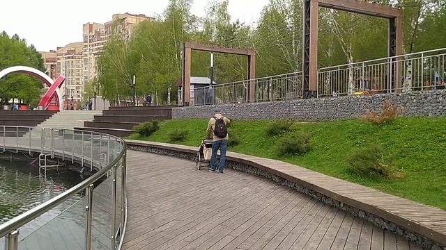 4 мая 2024 уфа в парке «Первомайский фестиваль «Уфа – город дружбы и единства. много народа музыка