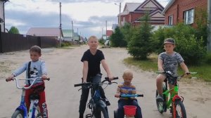 Катание на великах часть 3