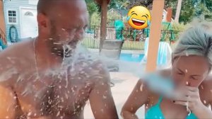 Смешные видео - Лучшие ПРИКОЛЫ \ ОЧЕНЬ СМЕШНЫЕ ВИДЕОПРИКОЛЫ \ СМЕШНАЯ ПОДБОРКА ПРИКОЛОВ