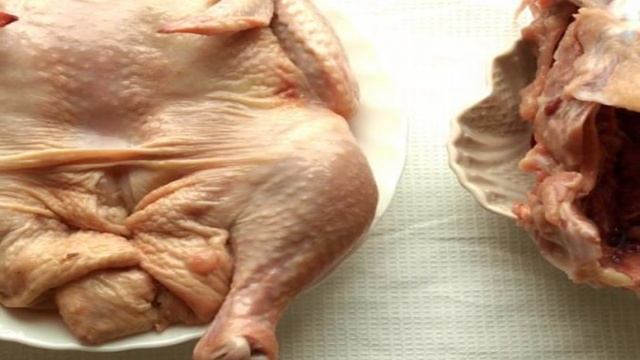 Курица фаршированная гречкой с грибами и луком