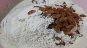 Булочки на сметане с изюмом