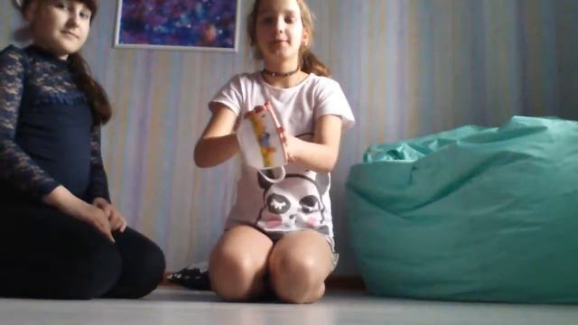 Учим ритм с помощью стаканчика с подругой!