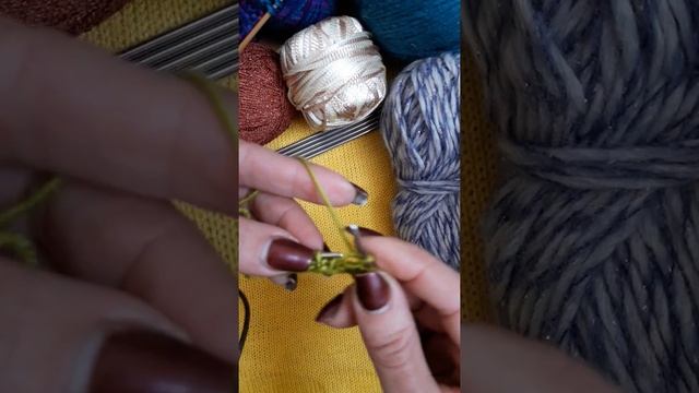 Уроки вязания спицами. Урок 5. Резинка 2 на 2. смотреть онлайн