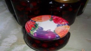 Вишневое варенье с кофе