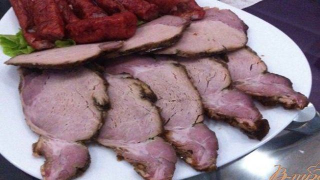 Буженина из свинины, запеченной в рукаве